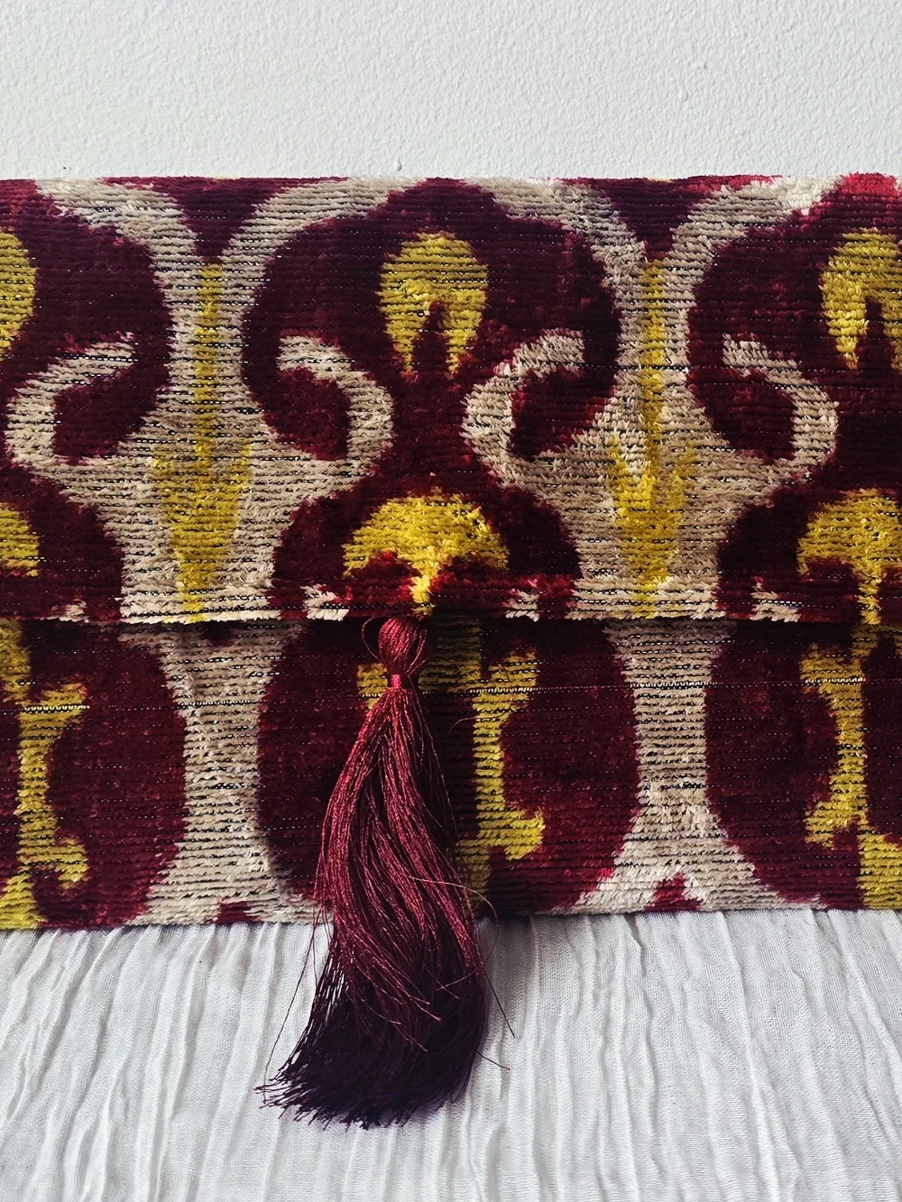 Uzbek SILK VELVET ALO BAHMAL Red Patterned Tassel Fold-Over Clutch